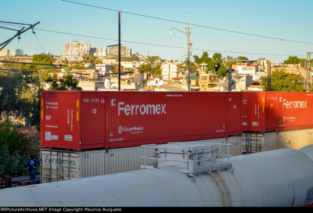 FXEU Container red scheme